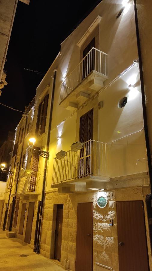 "B&B Santa Rita Corato Fitta Camere" Bagian luar foto
