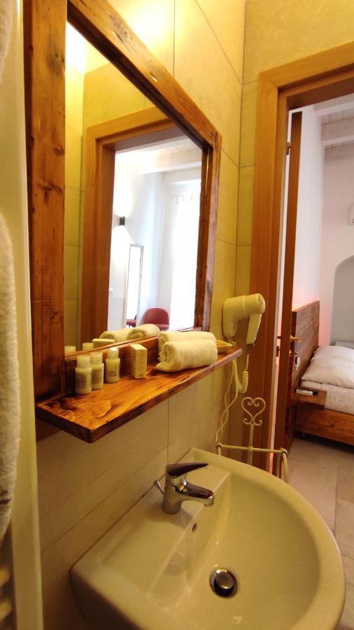 "B&B Santa Rita Corato Fitta Camere" Bagian luar foto
